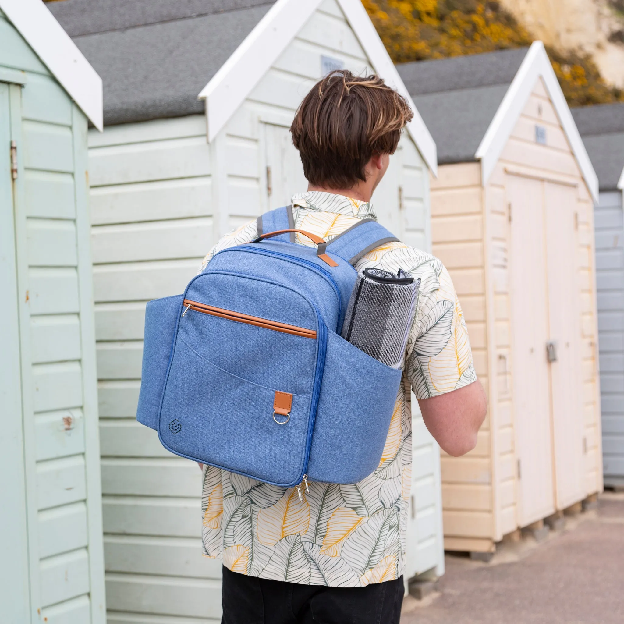 Contemporary Picnic Backpack 4 Person with Picnic Blanket