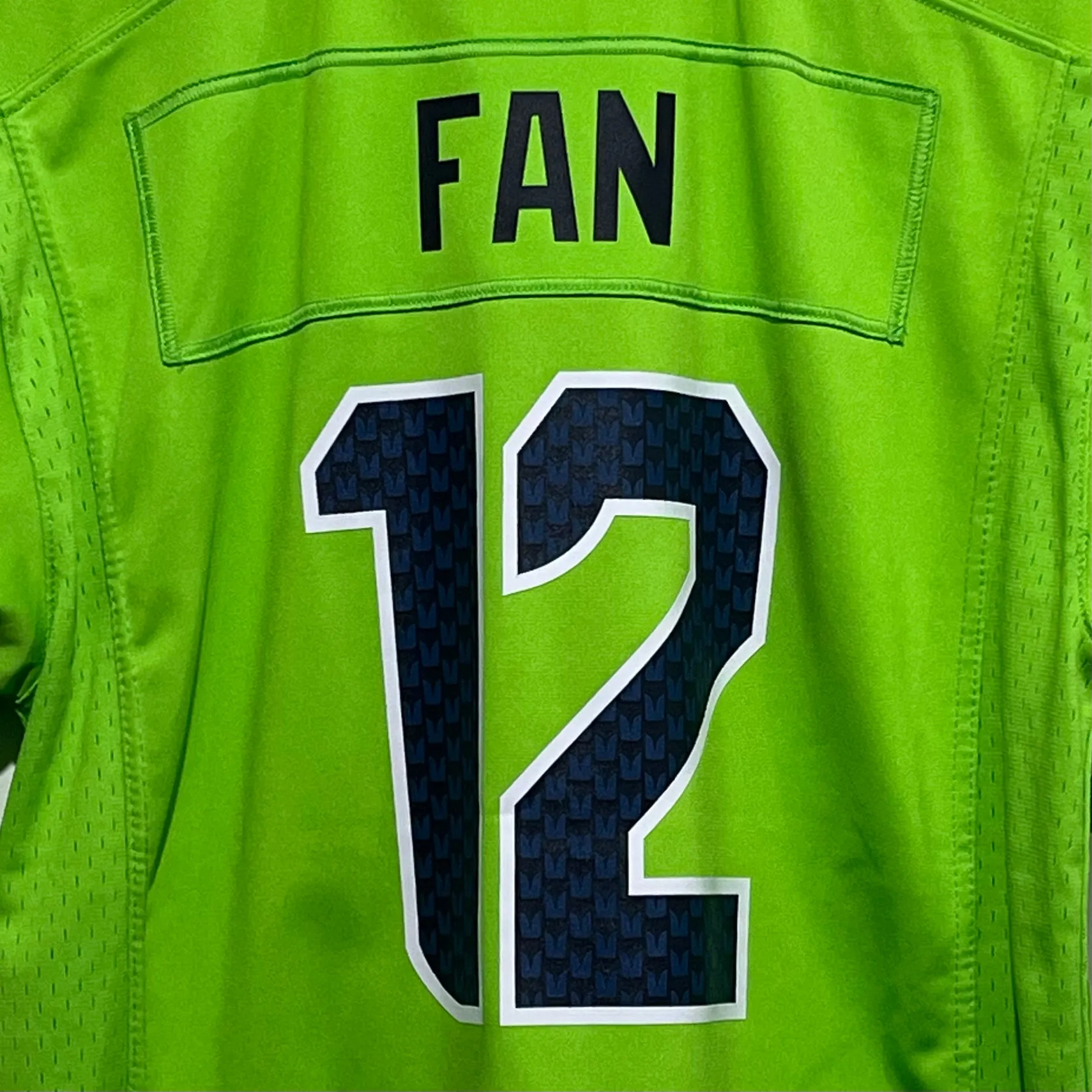 Fan #12 Seattle Seahawks Jersey Youth L