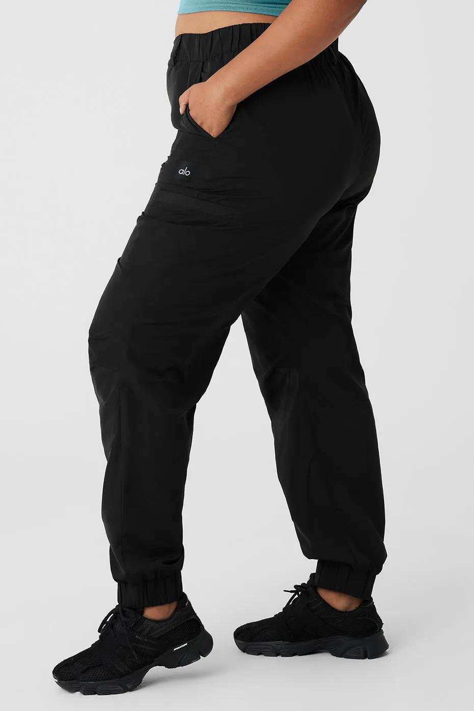 High-Waist Break Line Jogger - Black