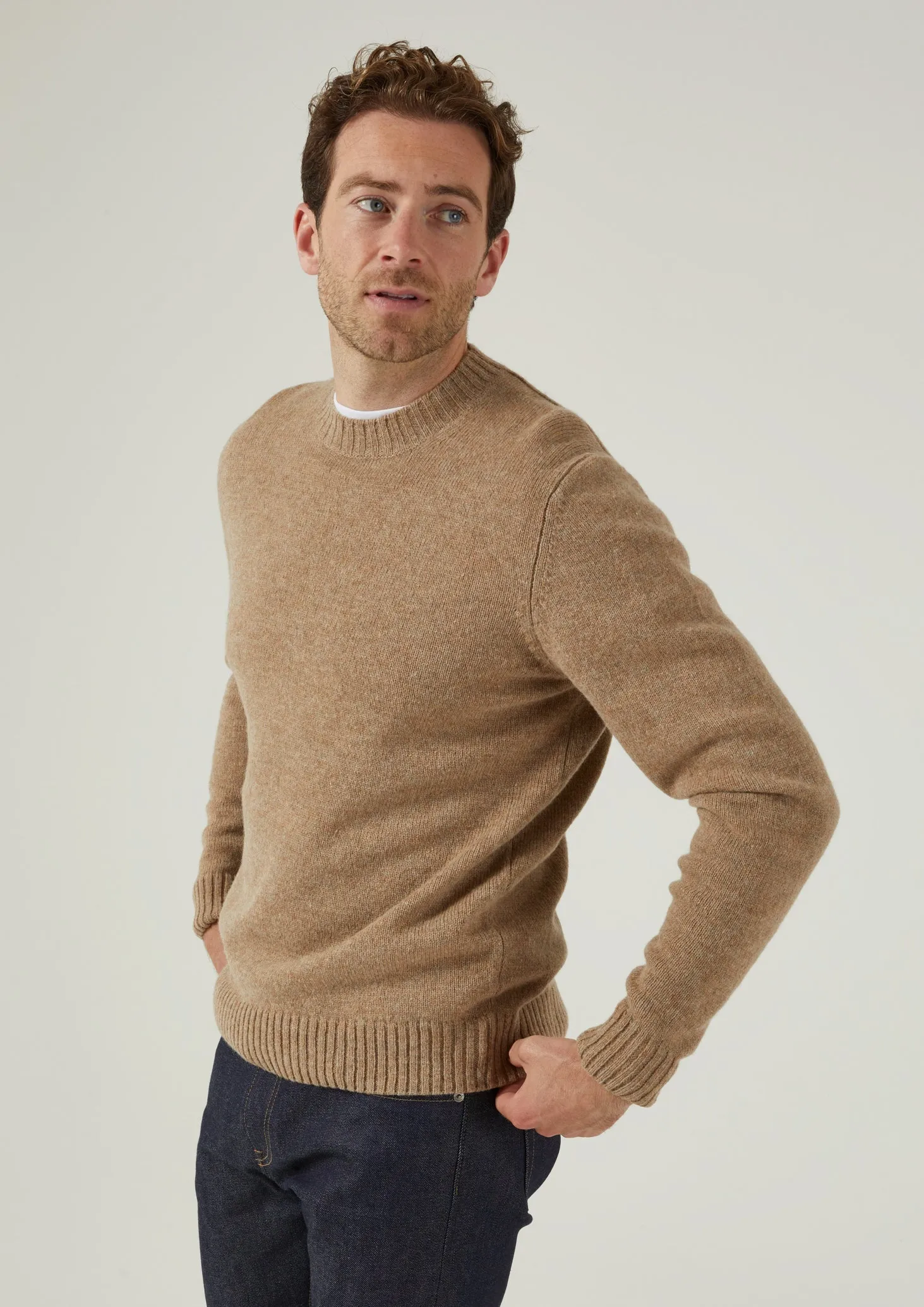 Kinnadie Supersoft Shetland Jumper In Pale Oak - Regular Fit