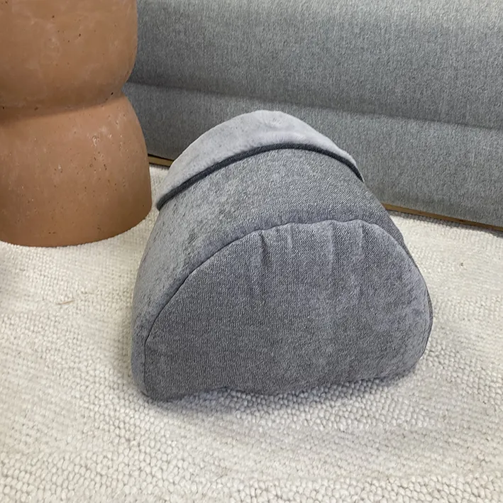 SAMPLE SALE: Grey cat hooded bed with removable cushion