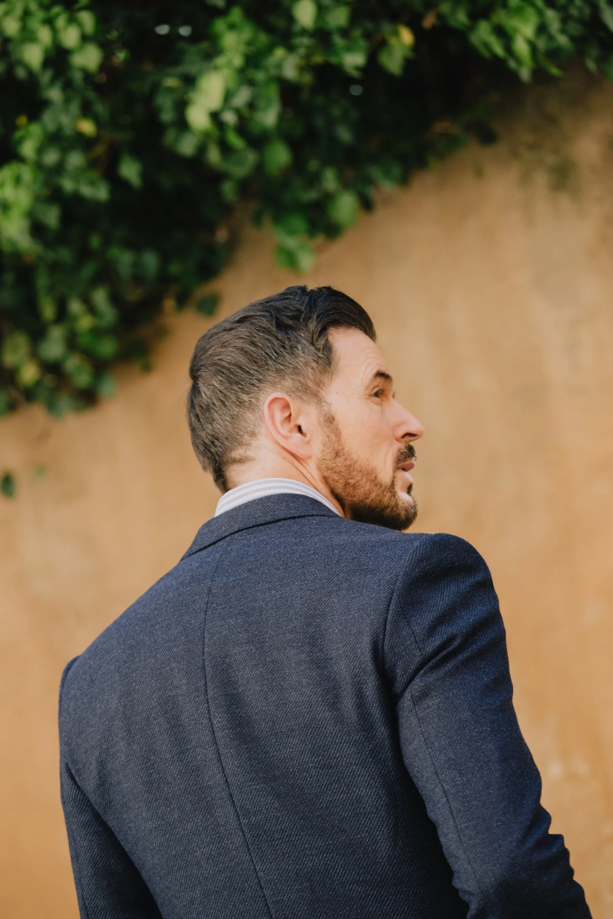 Single Breasted Notch Lapel Jacket in Navy Anniversary Wool