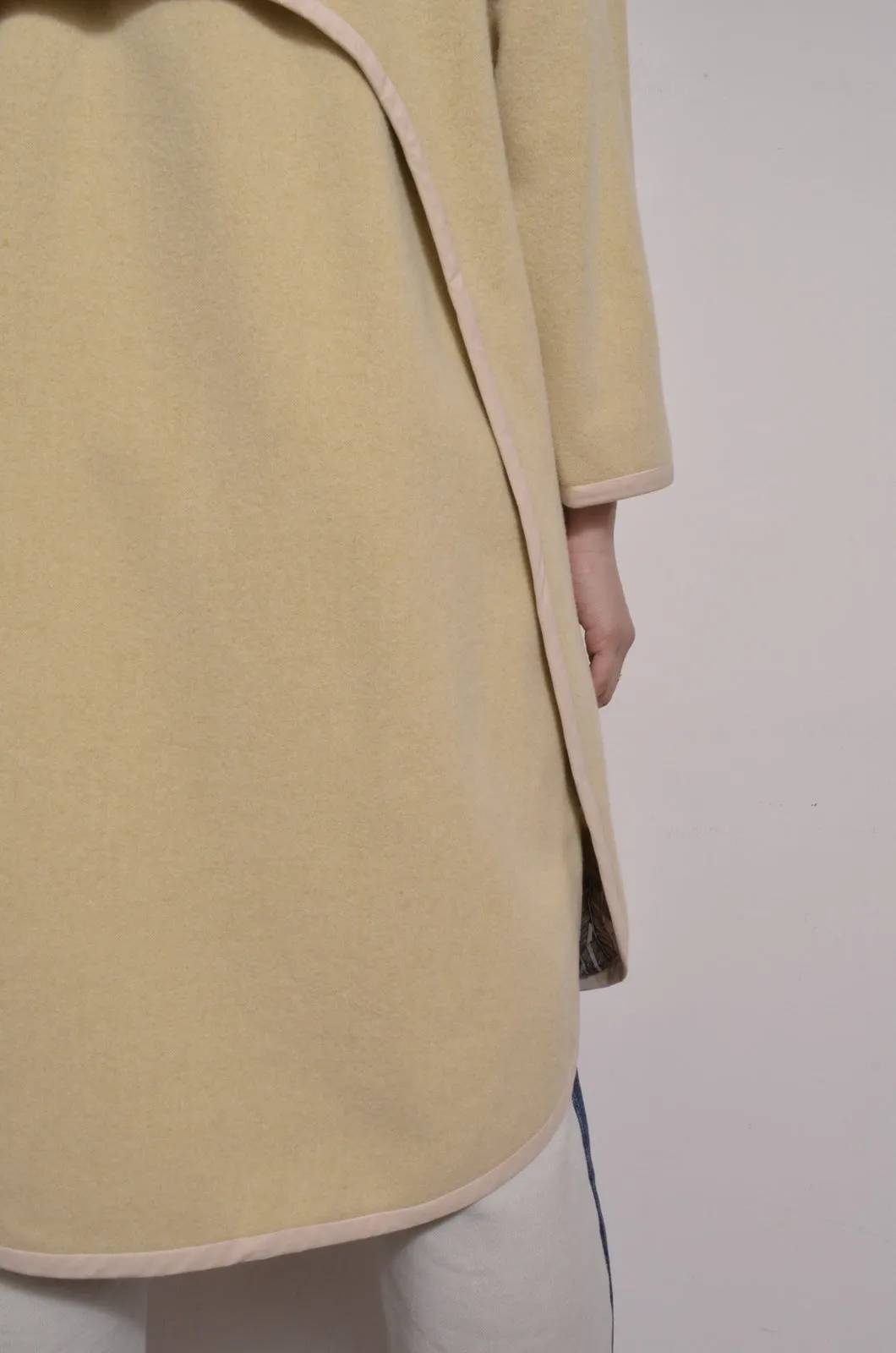 WOOL MOSSA FLAPS COAT/YELLOW_02