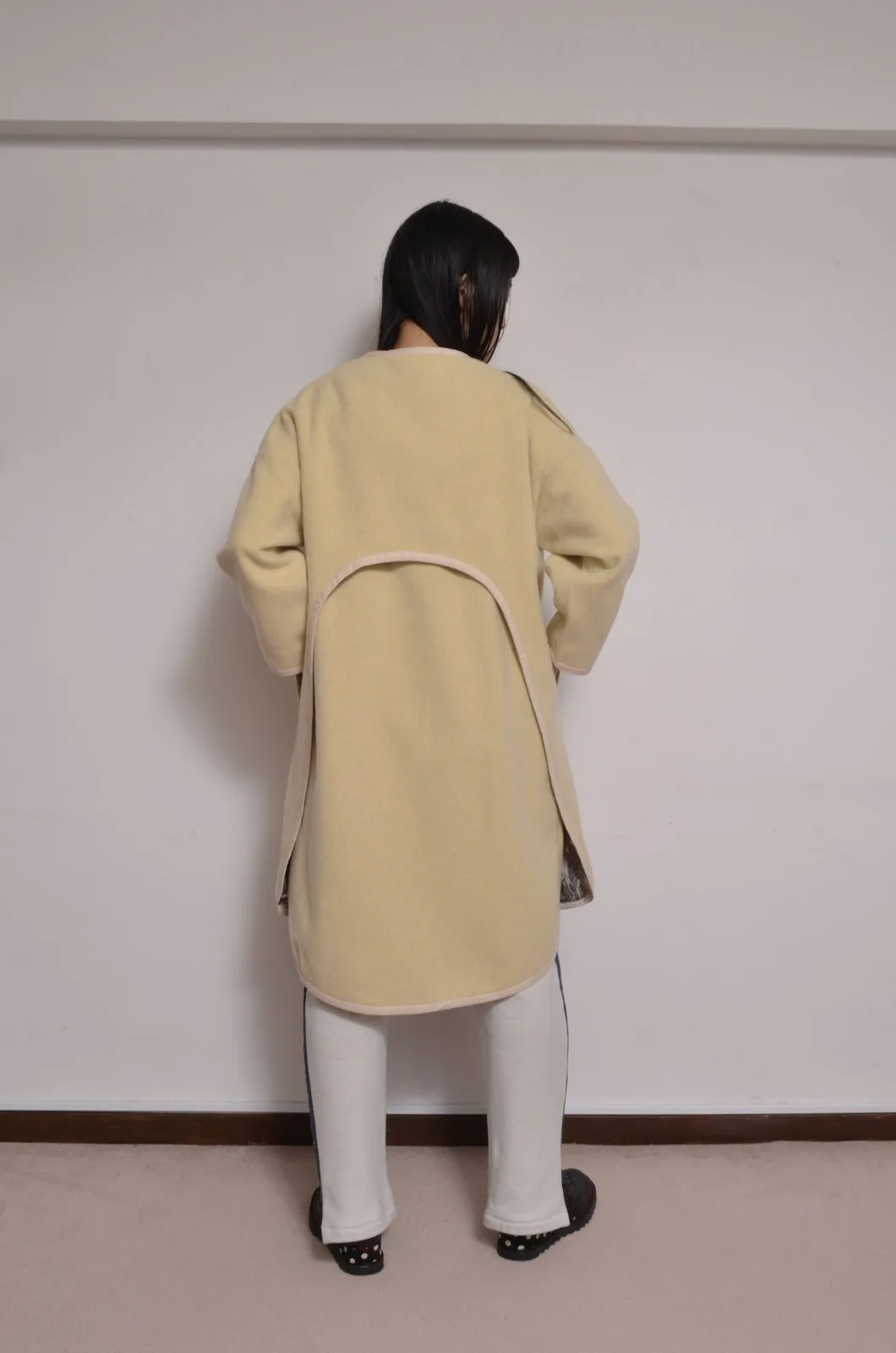 WOOL MOSSA FLAPS COAT/YELLOW_02