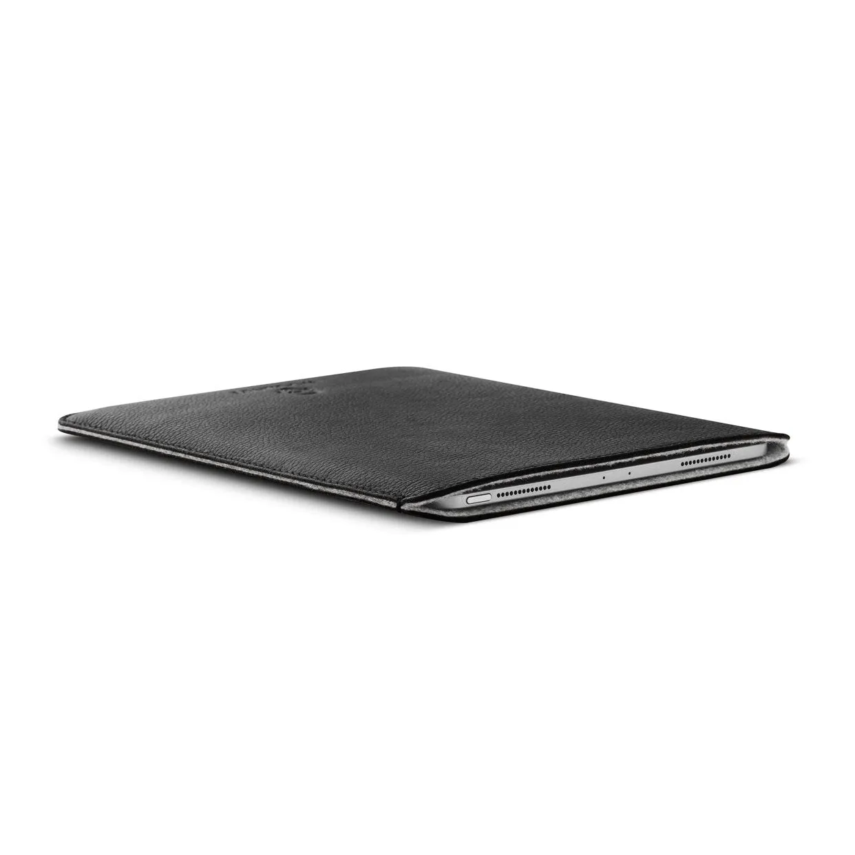 Woolnut Leather Sleeve for 11-inch iPad Pro