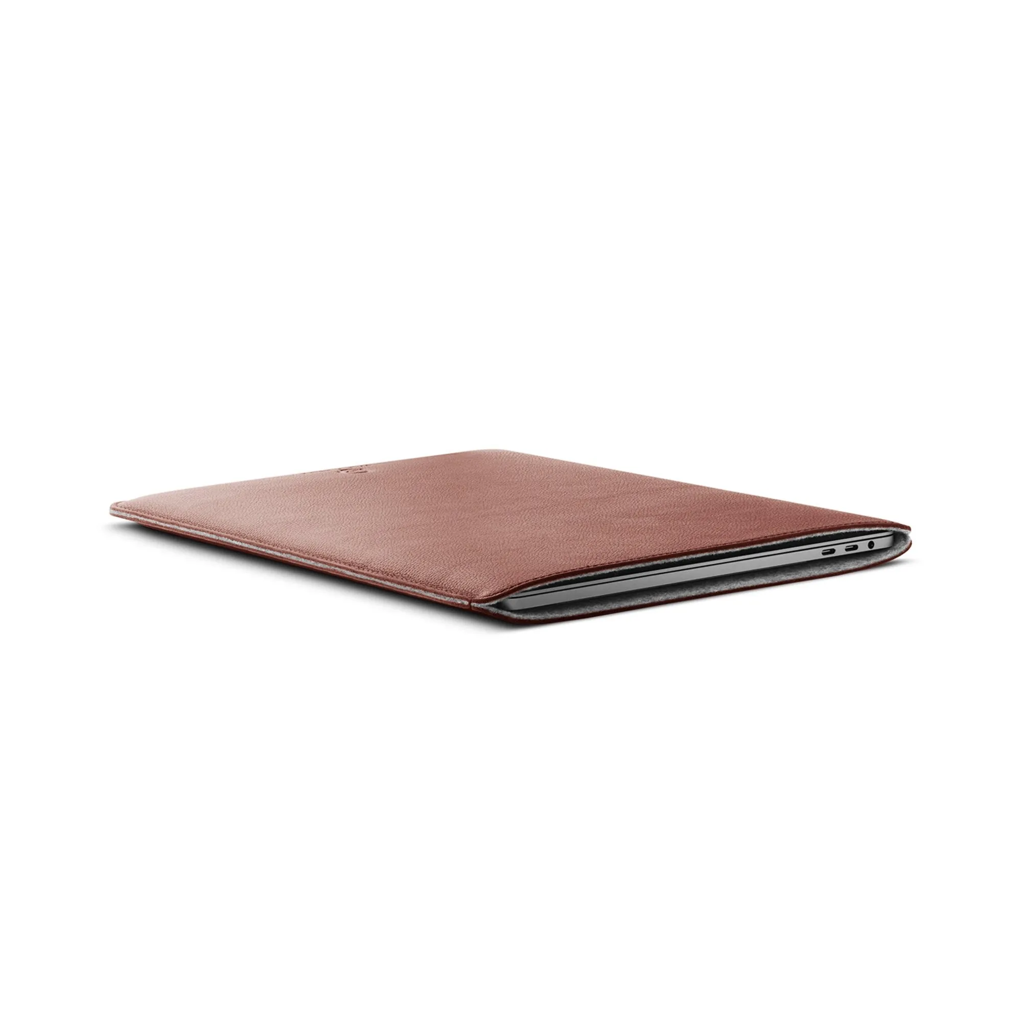 Woolnut Leather Sleeve for 16-inch MacBook Pro